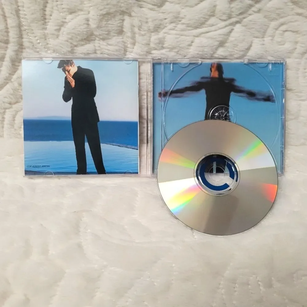 Vintage Ricky Martin Vuelve CD Spanish Language Version 1998